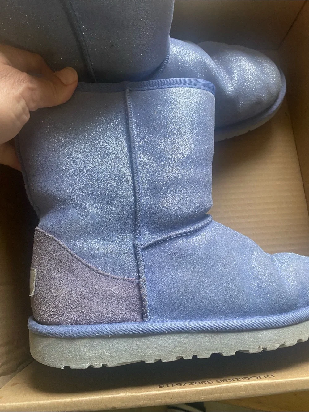 Youth  5 classic sparkley Uggs guc